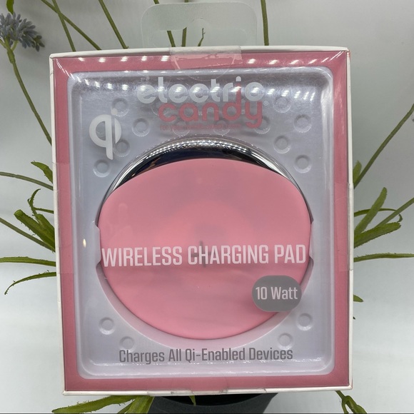Electric Candy Wireless Charging Pad 10 watt for all Qi-enabled devices PINK - Picture 3 of 5